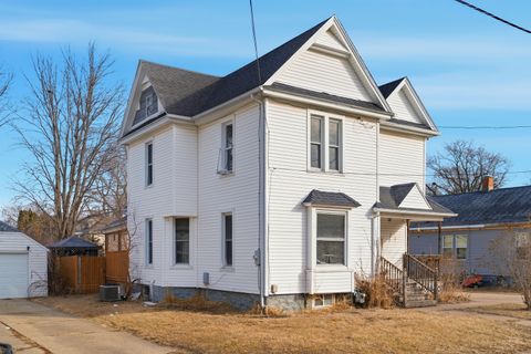 Tiny photo for 1507 W 9th Street, Dixon, IL 61021 (MLS # 12560216)