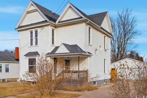 Photo of 1507 W 9th Street, Dixon, IL 61021 (MLS # 12560216)