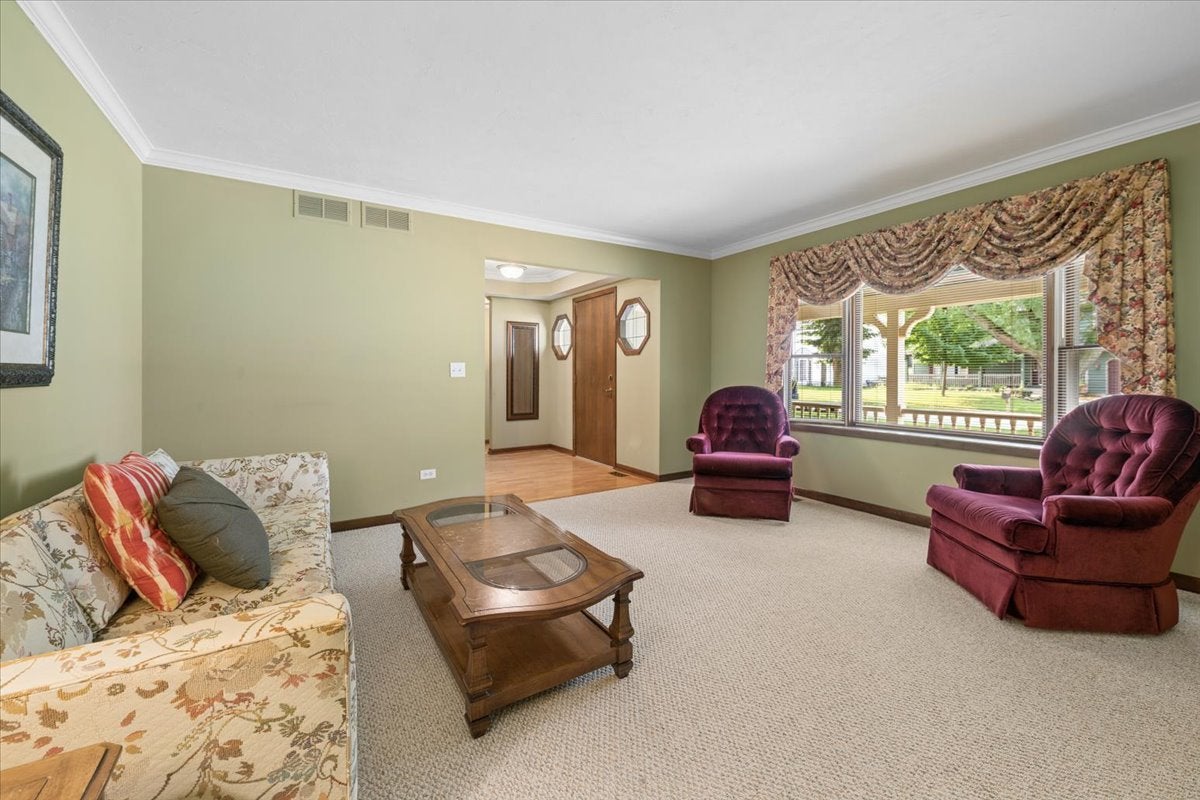2440 Harbor Court