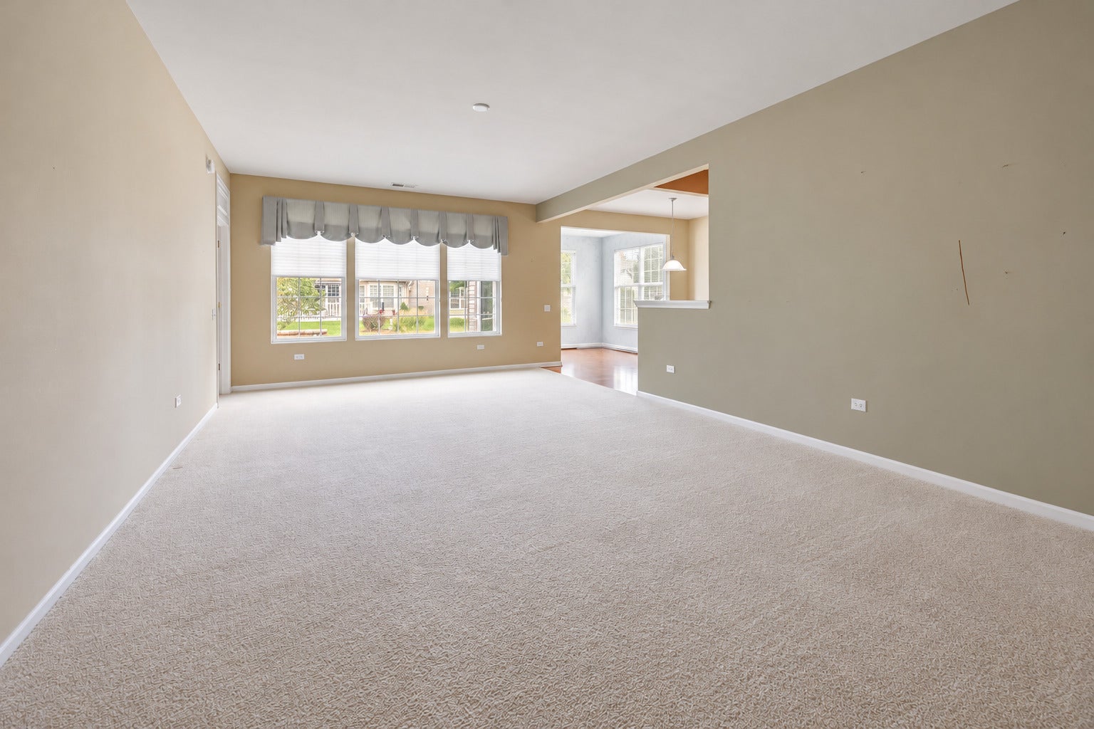 2836 Cascade Falls Circle