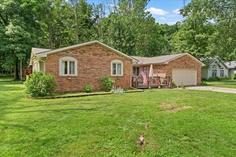 Tiny photo for 1617 Lake Shore Drive, Mahomet, IL 61853 (MLS # 12677265)