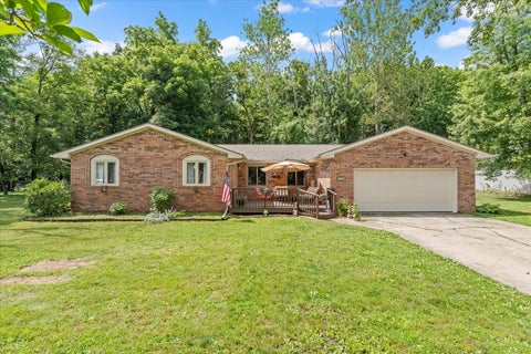 Tiny photo for 1617 Lake Shore Drive, Mahomet, IL 61853 (MLS # 12677265)