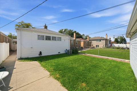 Tiny photo for 5231 S Meade Avenue, Chicago, IL 60638 (MLS # 12742525)