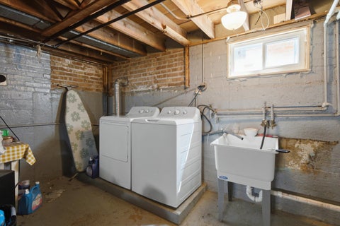 Tiny photo for 5231 S Meade Avenue, Chicago, IL 60638 (MLS # 12742525)