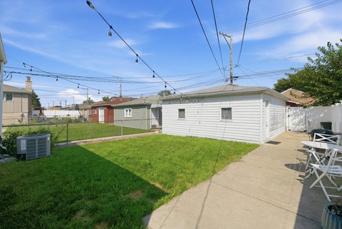 Tiny photo for 5231 S Meade Avenue, Chicago, IL 60638 (MLS # 12742525)
