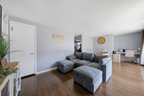 Tiny photo for 5231 S Meade Avenue, Chicago, IL 60638 (MLS # 12742525)