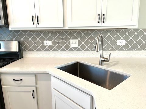 Tiny photo for 546 Cimmaron Circle, Crystal Lake, IL 60012 (MLS # 12468117)