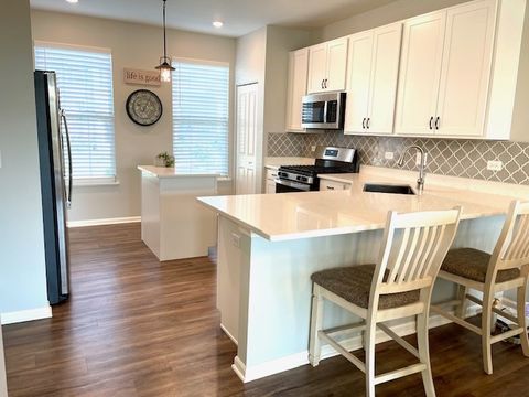 Tiny photo for 546 Cimmaron Circle, Crystal Lake, IL 60012 (MLS # 12468117)