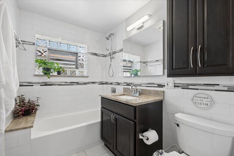 Tiny photo for 701 Laporte Avenue, Wilmette, IL 60091 (MLS # 12661316)