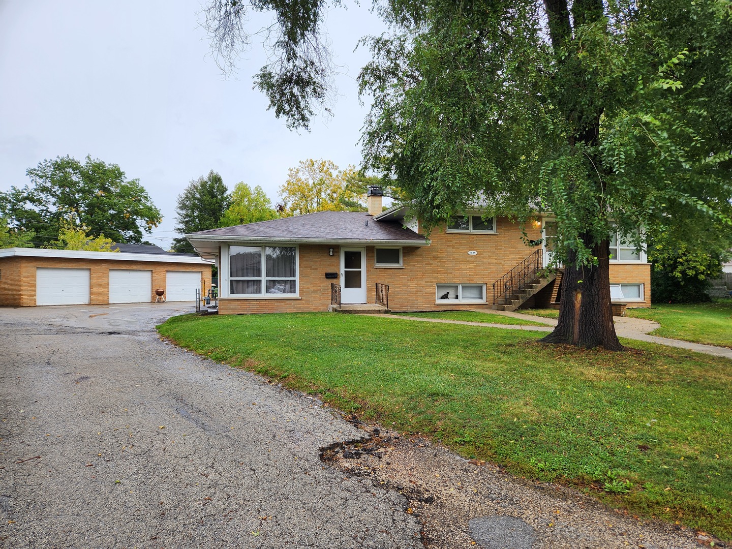 1735-1751 Greene Court