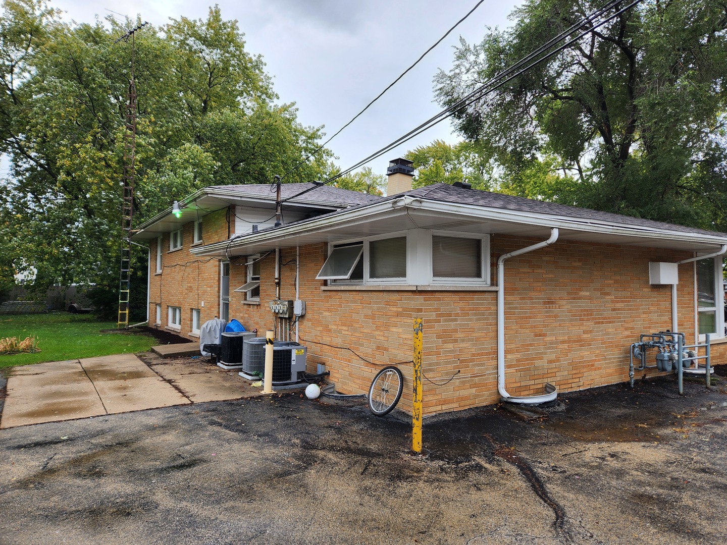 1735-1751 Greene Court