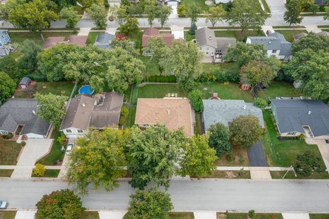 Tiny photo for 1505 Chartwell Road, Schaumburg, IL 60195 (MLS # 12449842)