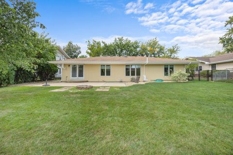 Tiny photo for 1505 Chartwell Road, Schaumburg, IL 60195 (MLS # 12449842)