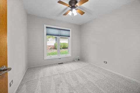 Tiny photo for 1505 Chartwell Road, Schaumburg, IL 60195 (MLS # 12449842)
