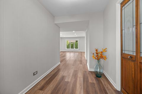 Tiny photo for 1505 Chartwell Road, Schaumburg, IL 60195 (MLS # 12449842)