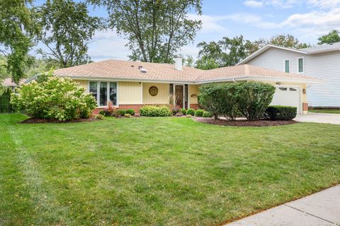 Photo of 1505 Chartwell Road, Schaumburg, IL 60195 (MLS # 12449842)