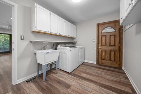 Tiny photo for 1505 Chartwell Road, Schaumburg, IL 60195 (MLS # 12449842)