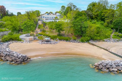 Tiny photo for 55 S Deere Park Drive, Highland Park, IL 60035 (MLS # 12409049)