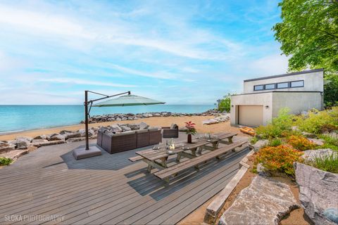 Tiny photo for 55 S Deere Park Drive, Highland Park, IL 60035 (MLS # 12409049)