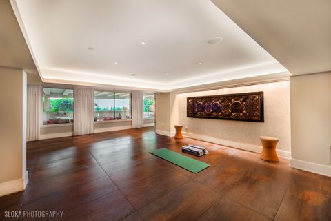 Tiny photo for 55 S Deere Park Drive, Highland Park, IL 60035 (MLS # 12409049)