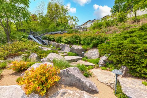 Tiny photo for 55 S Deere Park Drive, Highland Park, IL 60035 (MLS # 12409049)