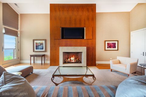 Tiny photo for 55 S Deere Park Drive, Highland Park, IL 60035 (MLS # 12409049)