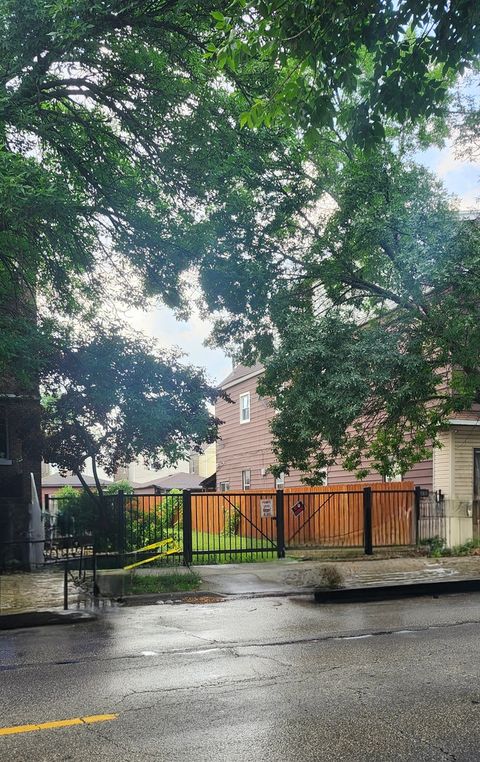 4416 S California Avenue Chicago IL 60632