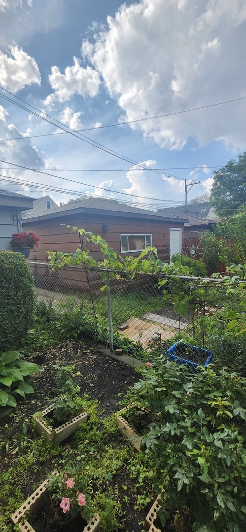 4416 S California Avenue