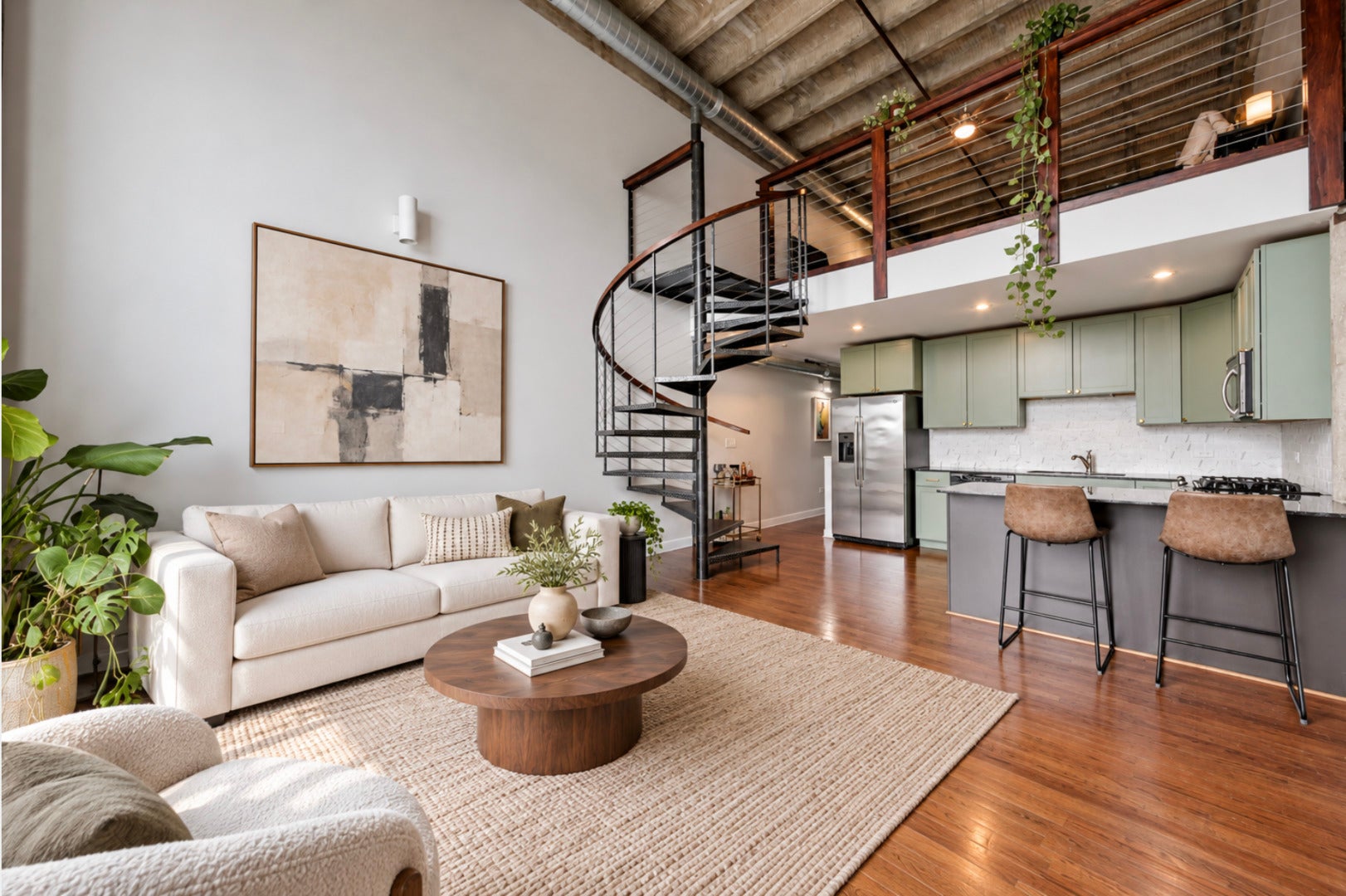 2545 S DEARBORN Street 525
