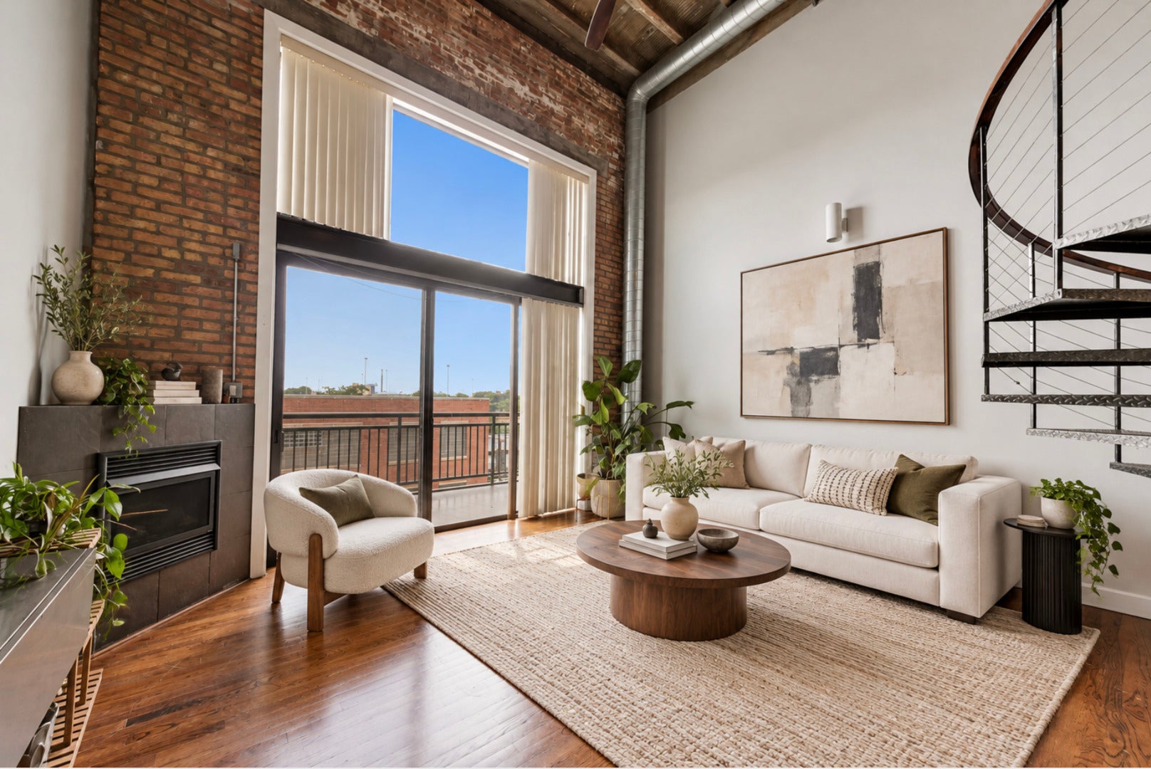 2545 S DEARBORN Street 525