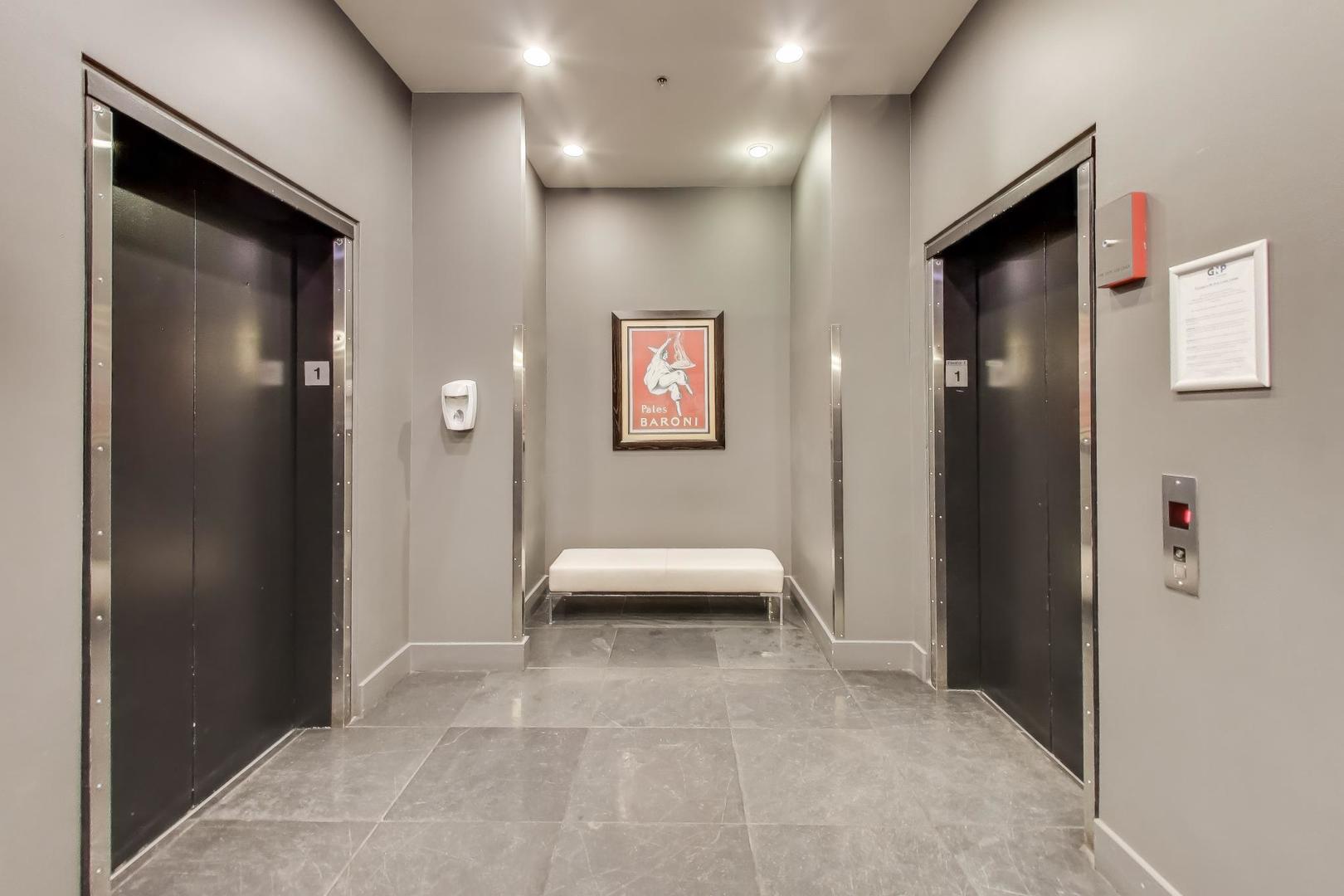 300 W Grand Avenue 210