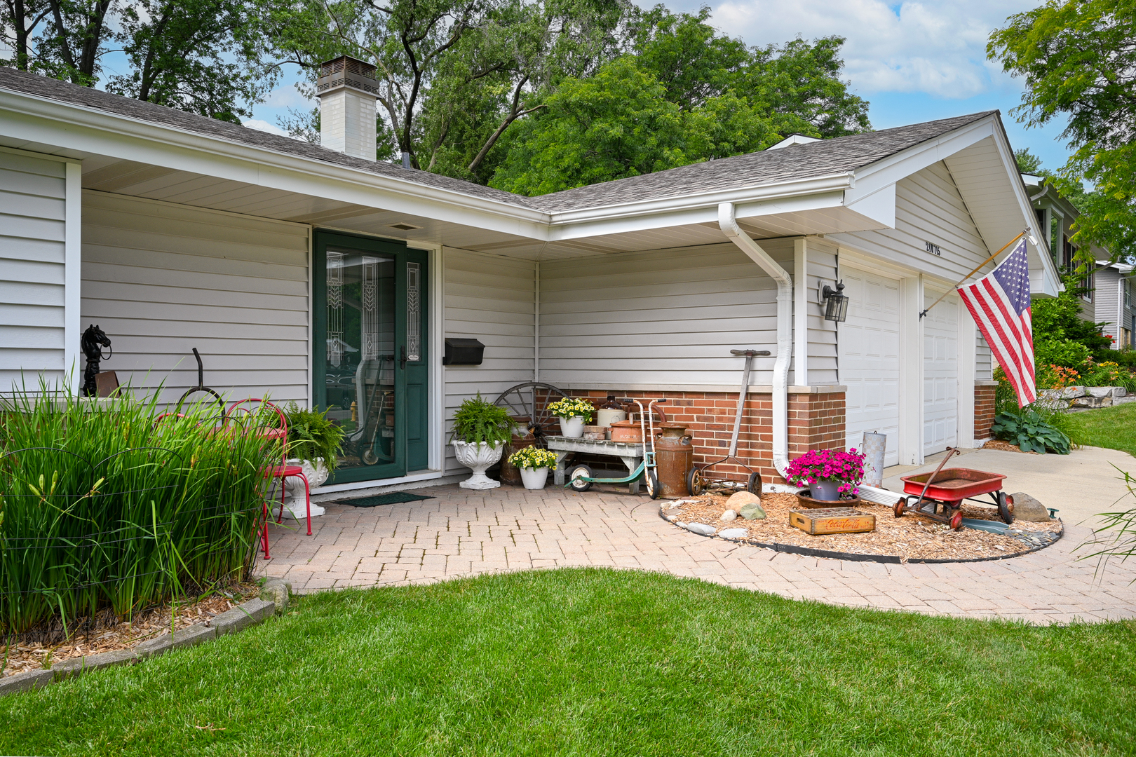 21W715 Glen Valley Drive
