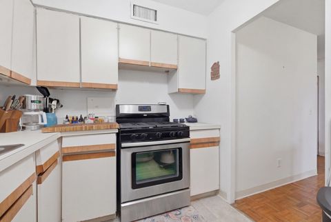 Tiny photo for 1000 N Lake Shore Drive #604, Chicago, IL 60611 (MLS # 12504366)