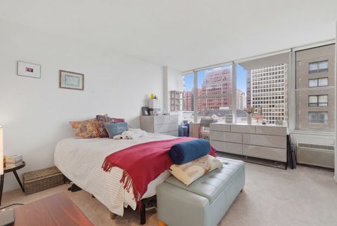 Tiny photo for 1000 N Lake Shore Drive #604, Chicago, IL 60611 (MLS # 12504366)