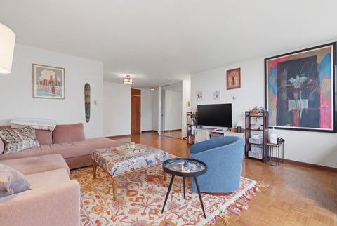 Tiny photo for 1000 N Lake Shore Drive #604, Chicago, IL 60611 (MLS # 12504366)