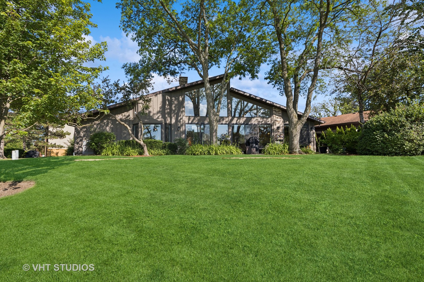 3118 River Falls Drive