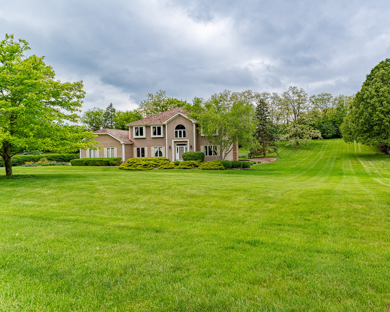 25410 N Cayuga Trail