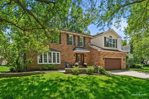 Tiny photo for 2425 Tanglewood Drive, Lisle, IL 60532 (MLS # 12678275)