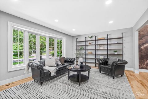 Tiny photo for 2425 Tanglewood Drive, Lisle, IL 60532 (MLS # 12678275)