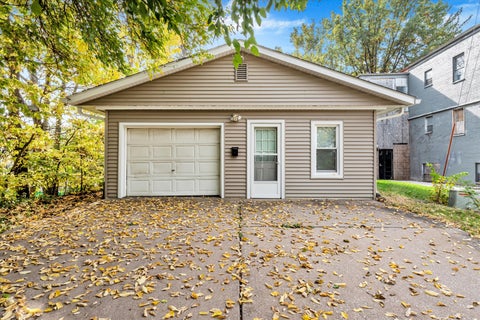 Tiny photo for 1413 12th Avenue, Moline, IL 61265 (MLS # 12793468)
