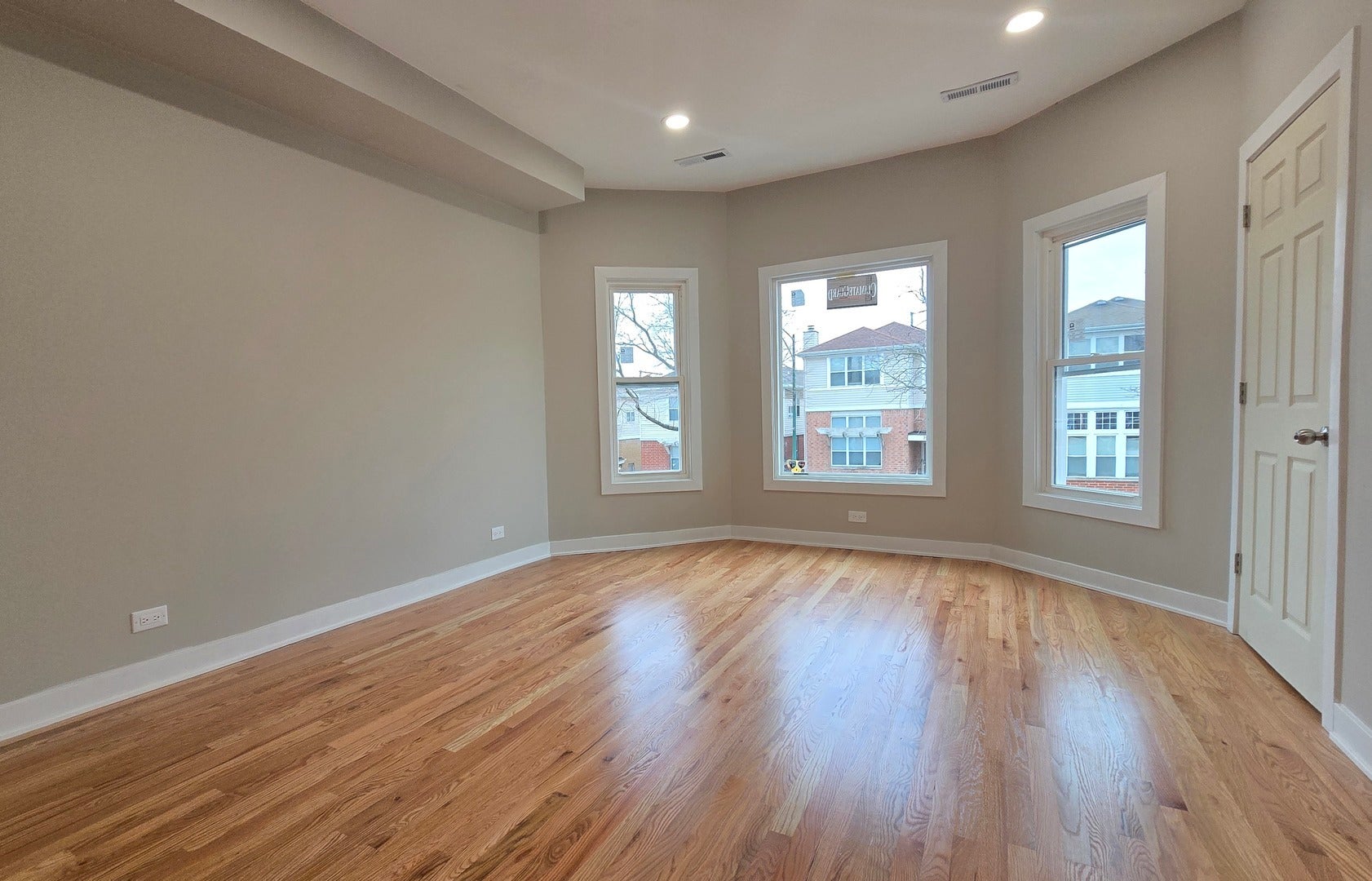 3516 W Polk Street 1