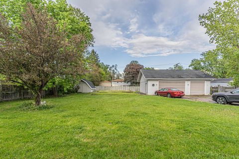 Tiny photo for 1275 Bloomingdale Road, Glendale Heights, IL 60139 (MLS # 12697327)