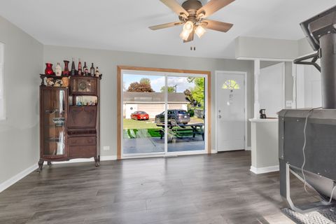 Tiny photo for 1275 Bloomingdale Road, Glendale Heights, IL 60139 (MLS # 12697327)
