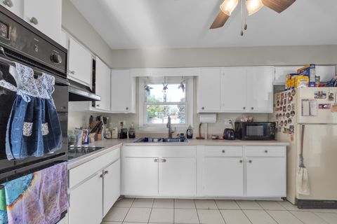 Tiny photo for 1275 Bloomingdale Road, Glendale Heights, IL 60139 (MLS # 12697327)