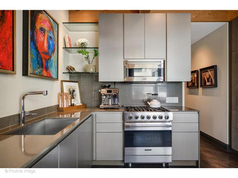 Tiny photo for 130 S Canal Street #9B, Chicago, IL 60606 (MLS # 12496875)
