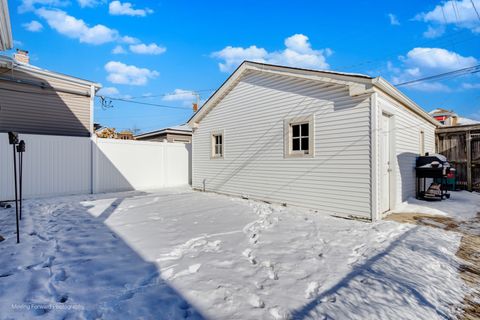 Tiny photo for 2931 N Mason Avenue, Chicago, IL 60634 (MLS # 12539737)