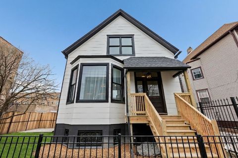 Photo of 3225 W Altgeld Street, Chicago, IL 60647 (MLS # 12579386)