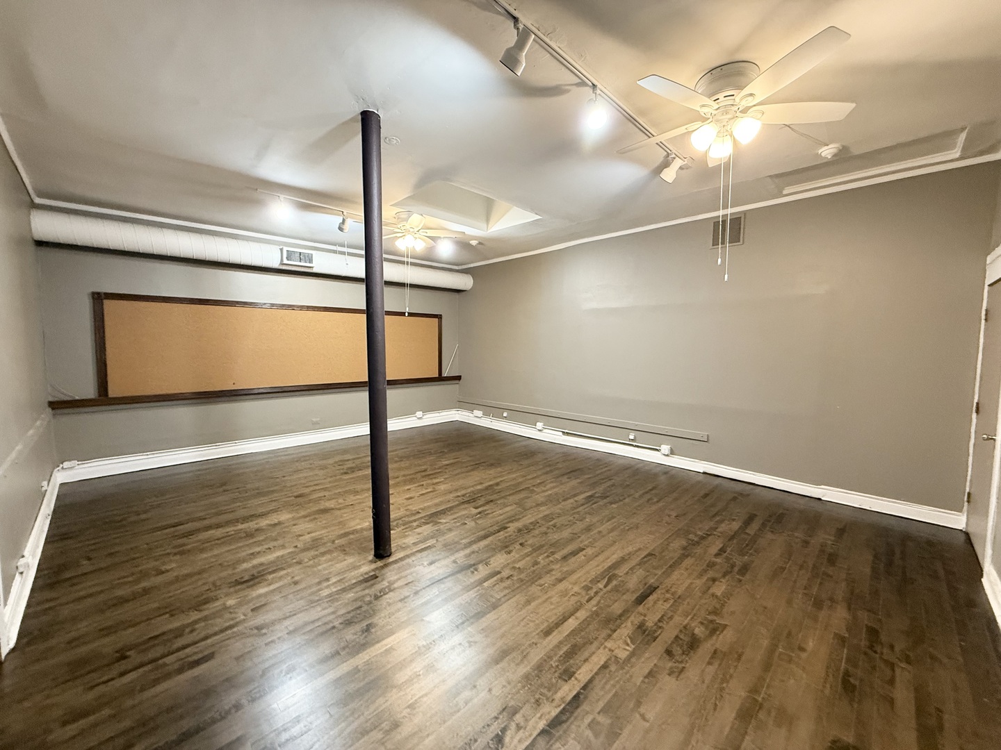 5412 N Clark Street S2