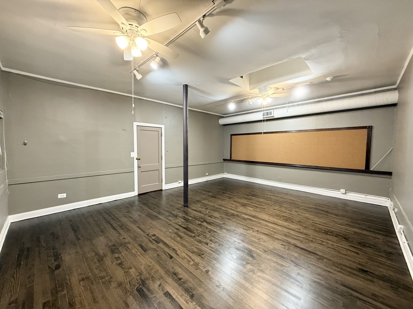 5412 N Clark Street S2