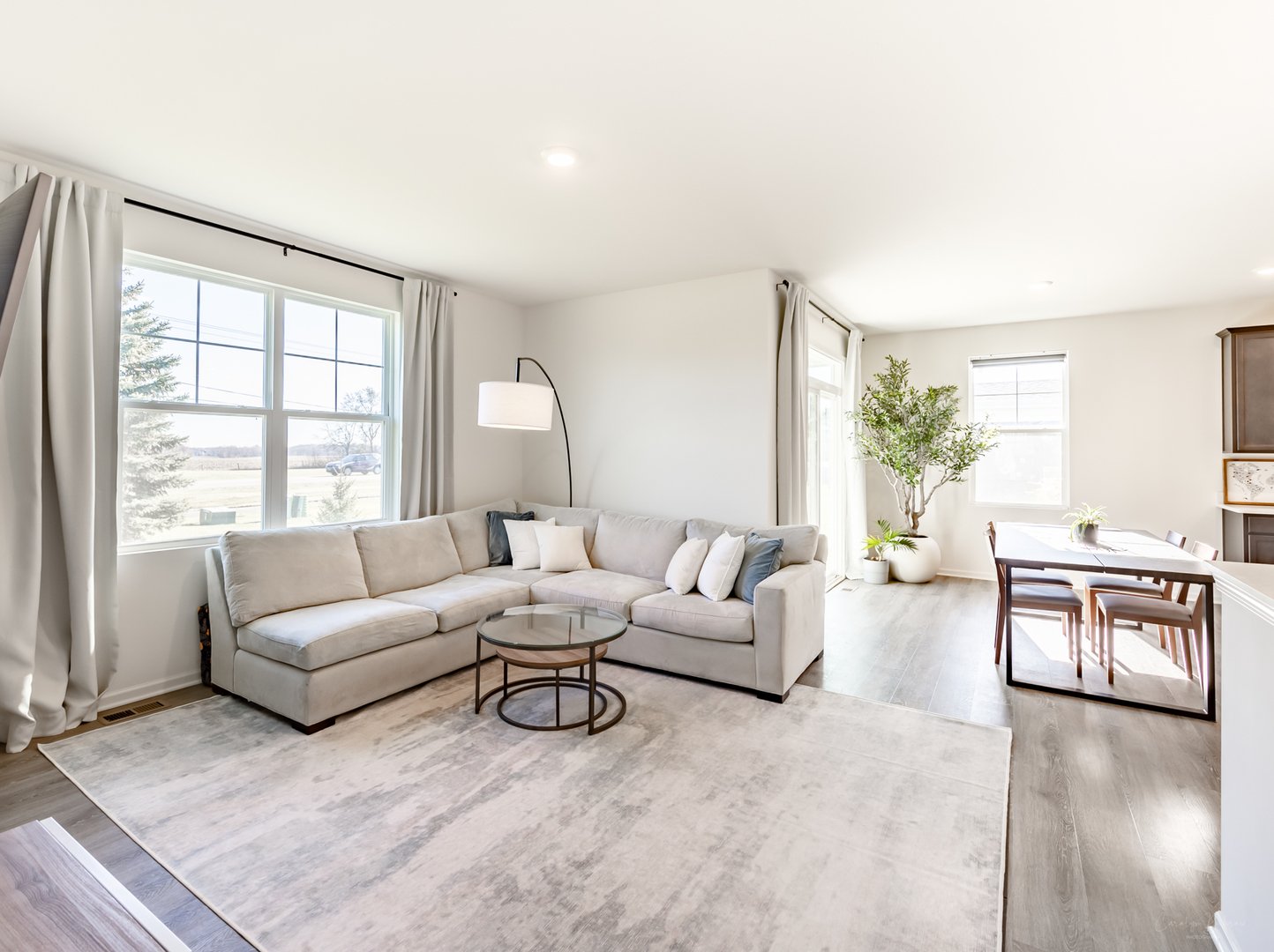 707 Kentshire Circle